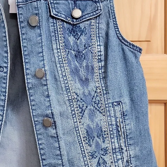 NWT Christopher & Banks Jean Vest - Picture 3 of 6